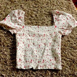 Short sleeve stretchy flower top